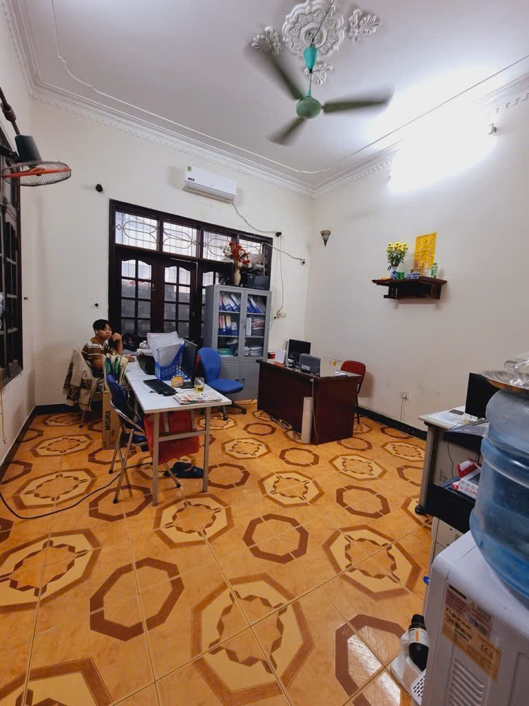 NHANH CÒN KỊP! Đang bán nhà Phương Mai - DT 126m Trung tâm Đống Đa - Gara Ô Tô qua nhà. Hơn 27 tỷ - Ảnh 3